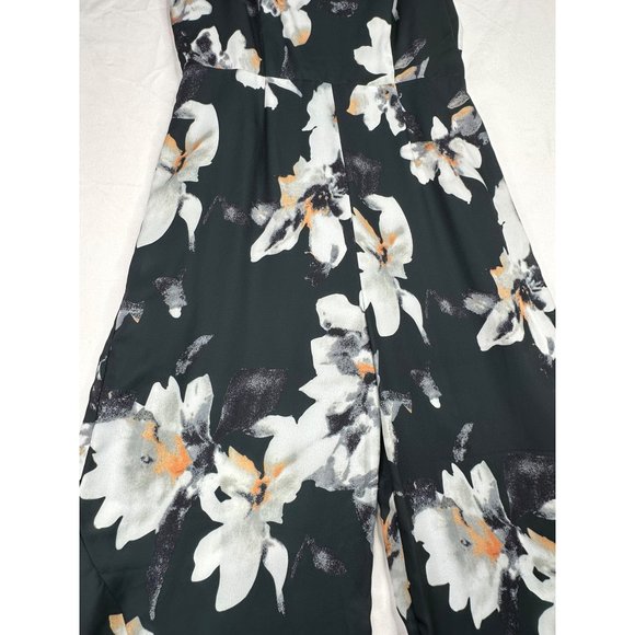 Lulus Ruffle Bellis Floral Print Jumpsuit sz Medium‎ Black/White - Picture 5 of 8